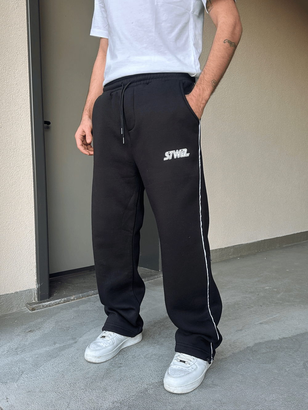 ÖZEL SERİ YAN BİYE PAÇA AYARLANABİLİR BAGGY EŞOFMAN ALTI SİYAH