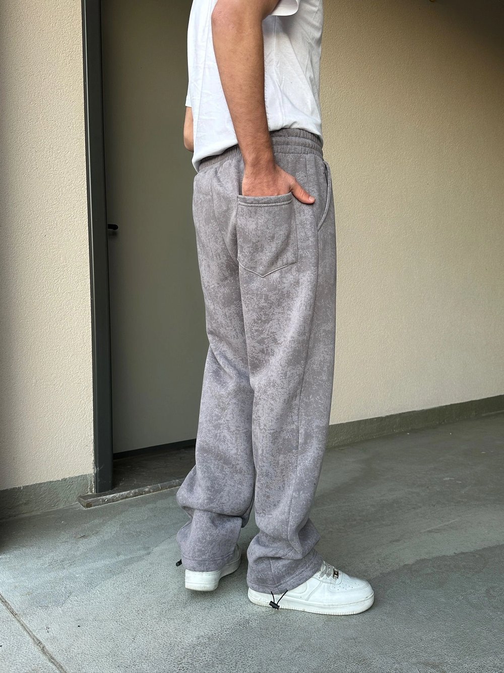 ÖZEL SERİ YIKAMALI KÜÇÜK BASKI PAÇA AYARLANABİLİR BAGGY EŞOFMAN ALTI GRİ
