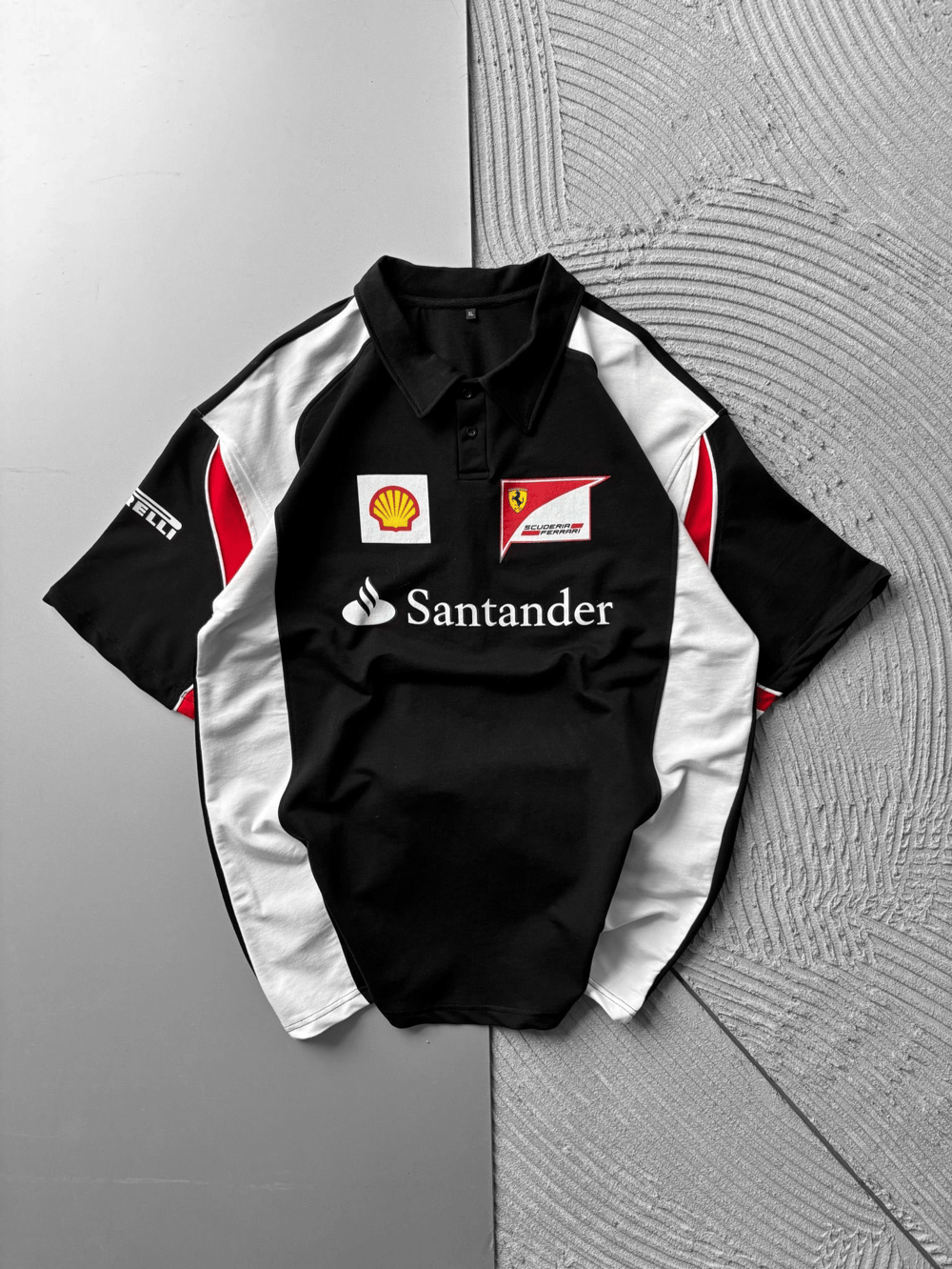 POLO YAKA 2 İPLİK KUMAS SANTANDER BASKI OVERSİZE TSHİRT SİYAH