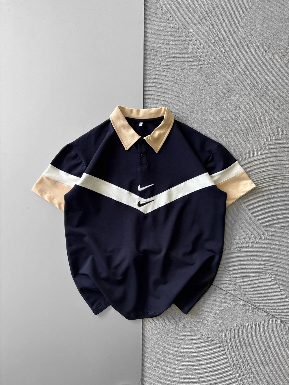 POLO YAKA CİFT NK NAKIŞ OVERSİZE TSHİRT LACİ