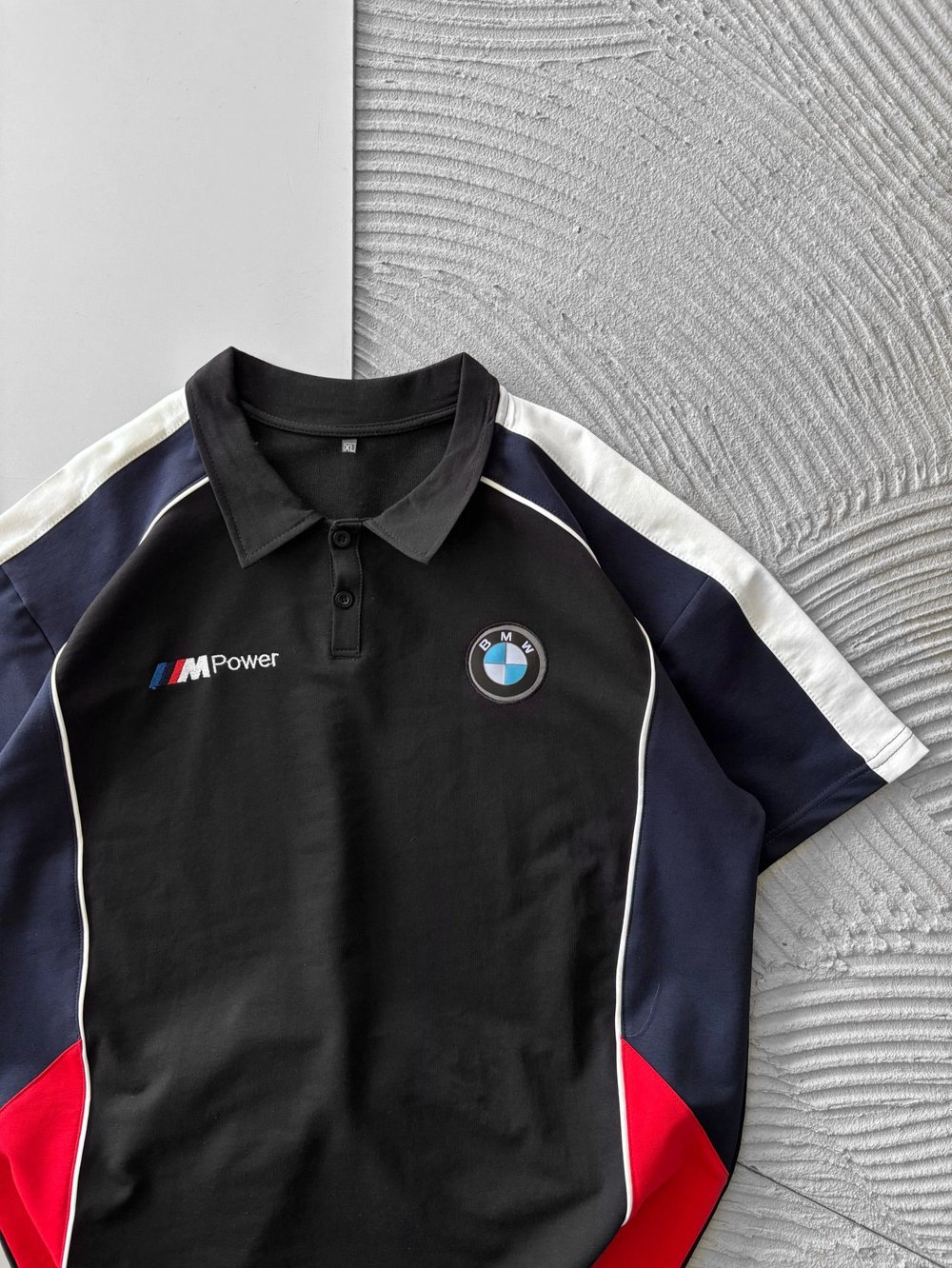 POLO YAKA İKİ TARAFLI NAKIŞ OVERSİZE TSHİRT SİYAH