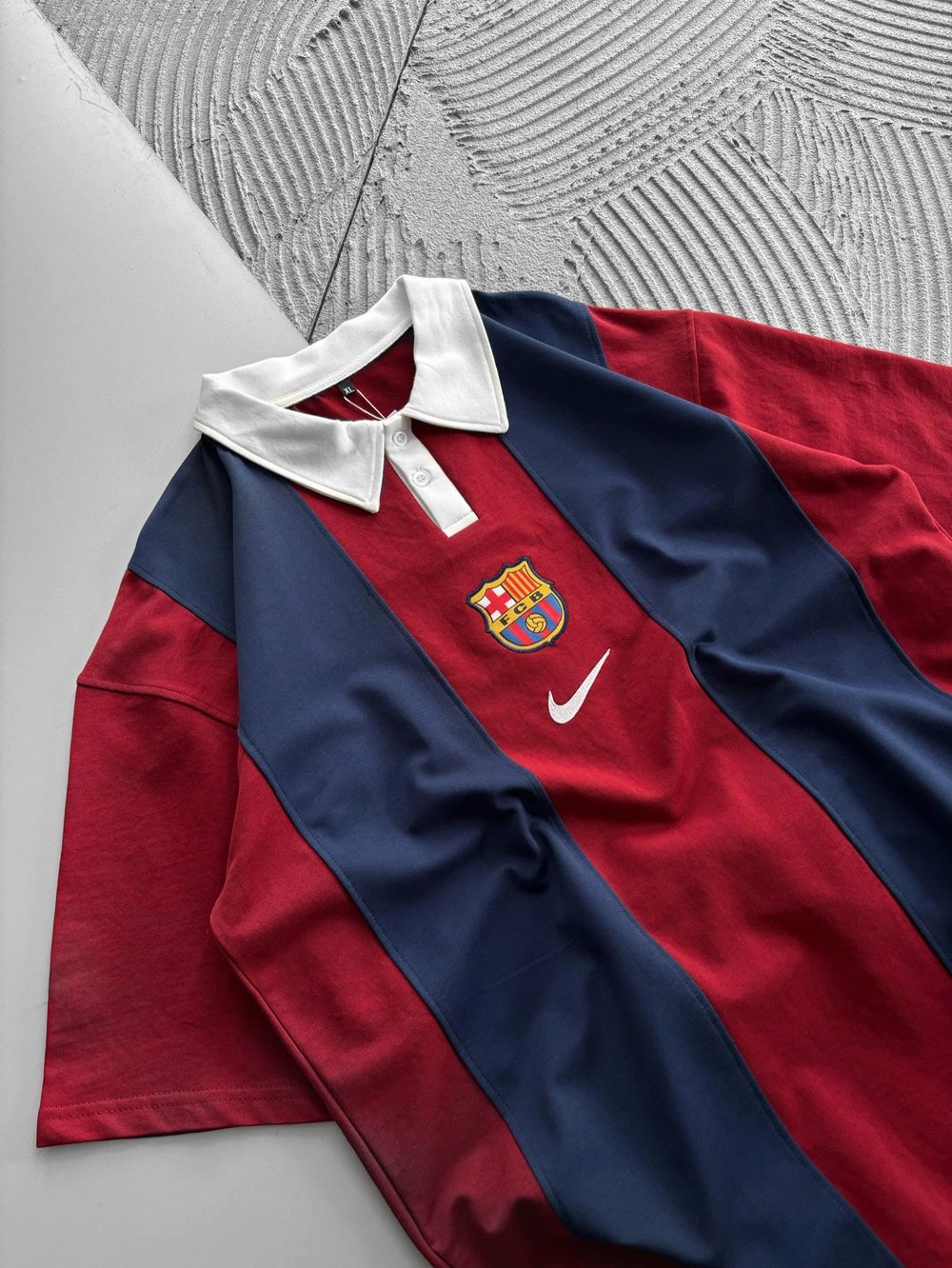 POLO YAKA NK BARCA PARCALİ KALIN SERİT OVERSİZE TSHİRT