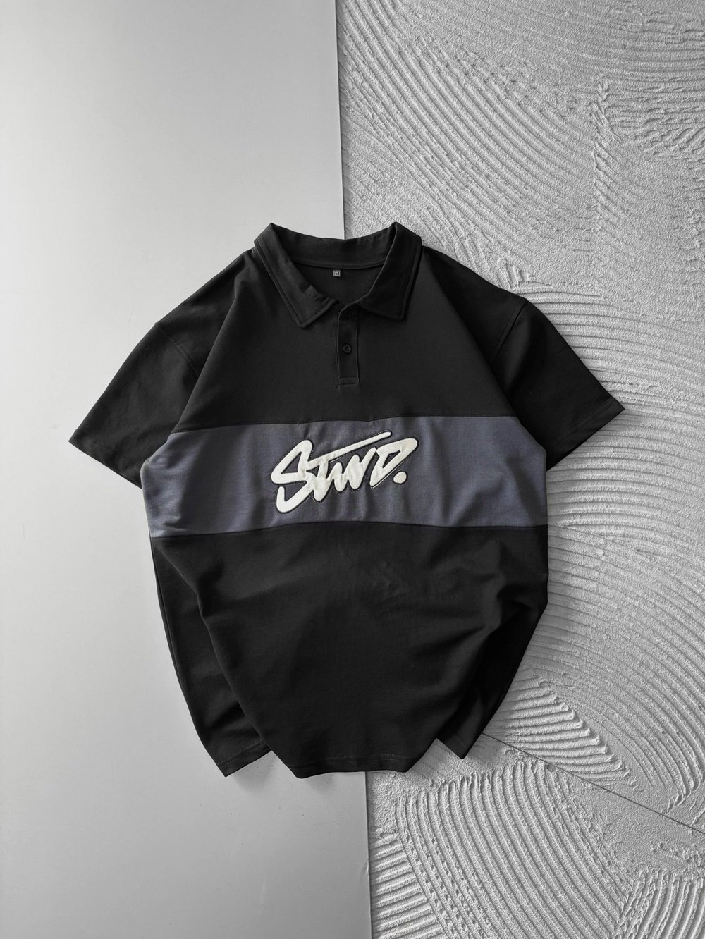 POLO YAKA ORTA SERİT STW NAKIŞ TSHİRT SİYAH