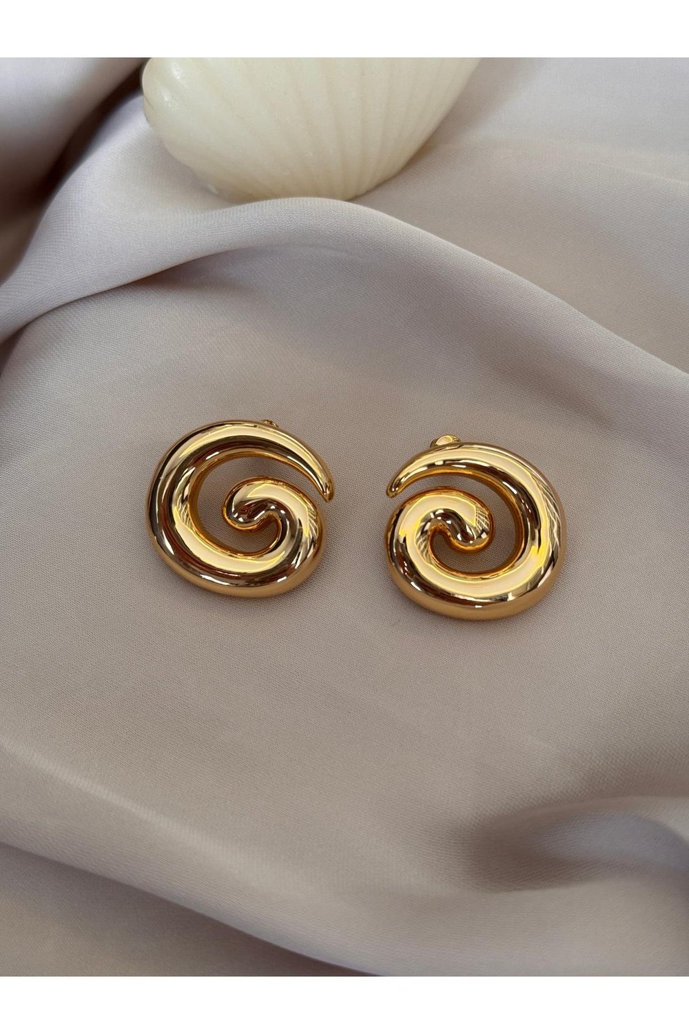 Gold Yuvarlak Küpe | Modern Tasarım Küpe | 1. Sınıf Kalite Kaplama Küpe
