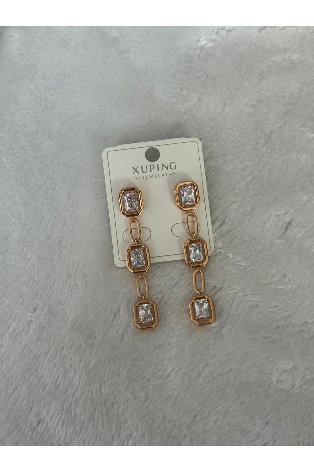 Xuping Model Zirkon Taşlı Ithal Sallantılı Küpe