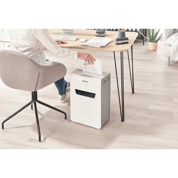 Leitz Iq Office P4 Evrak İmha Makinesi (10 Yaprak Kapasiteli - 8092)