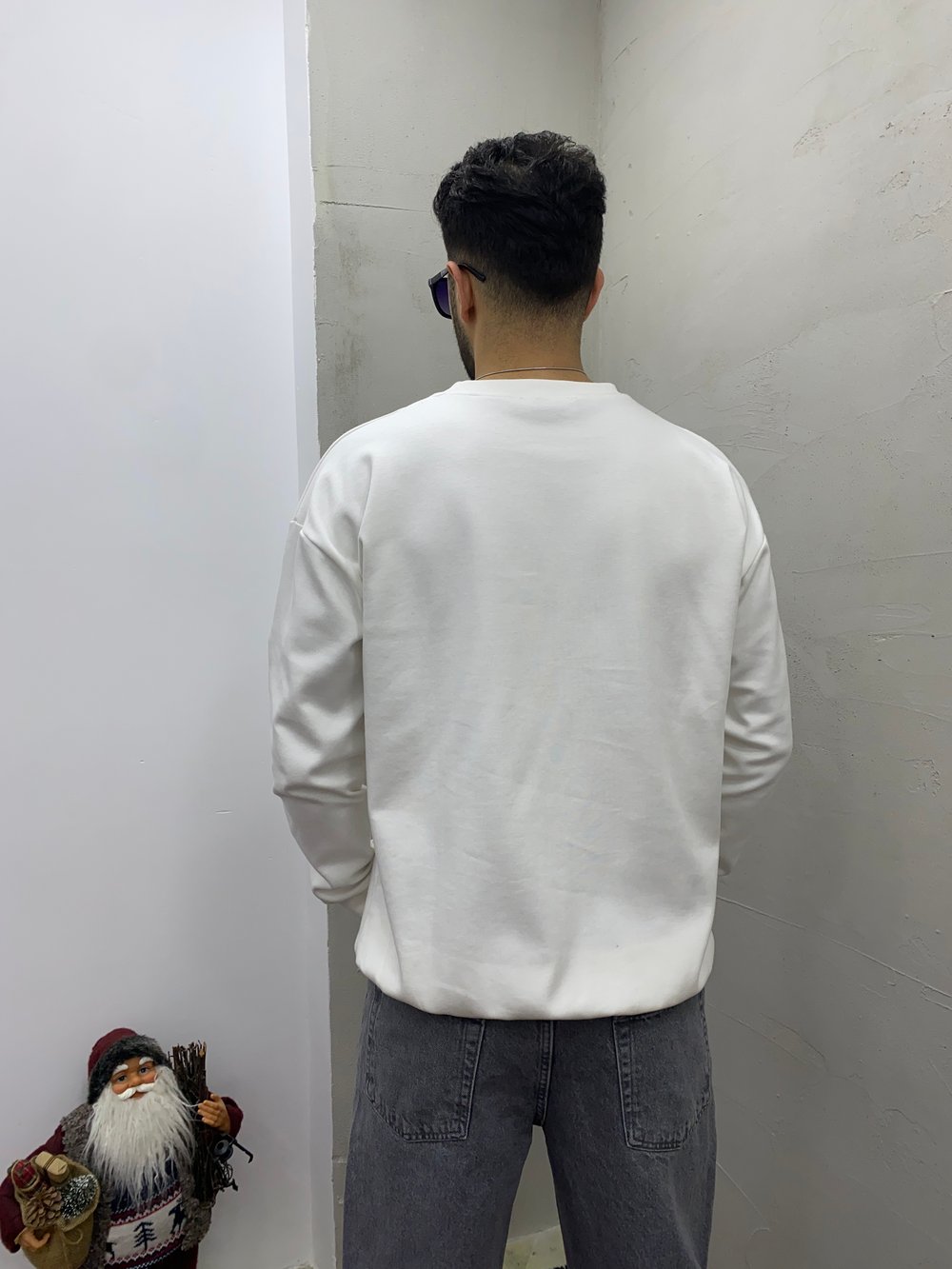 Beyaz Baskılı Kol Detaylı Sweatshirt