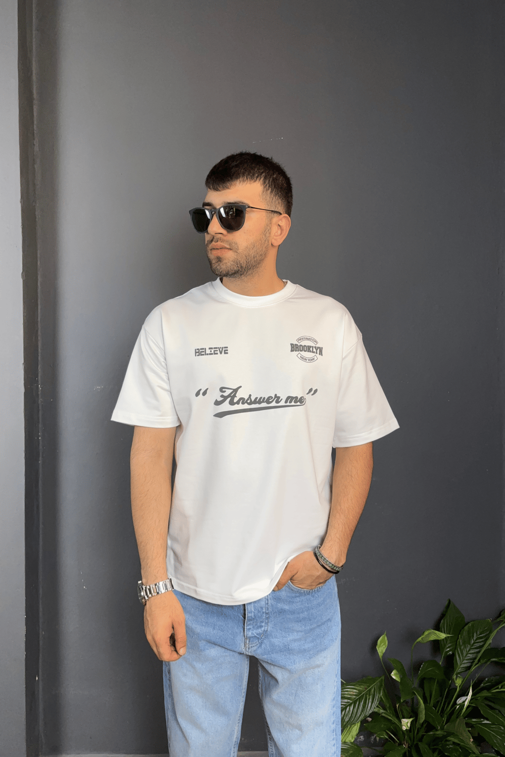 Beyaz Brooklyn Baskılı Tişört