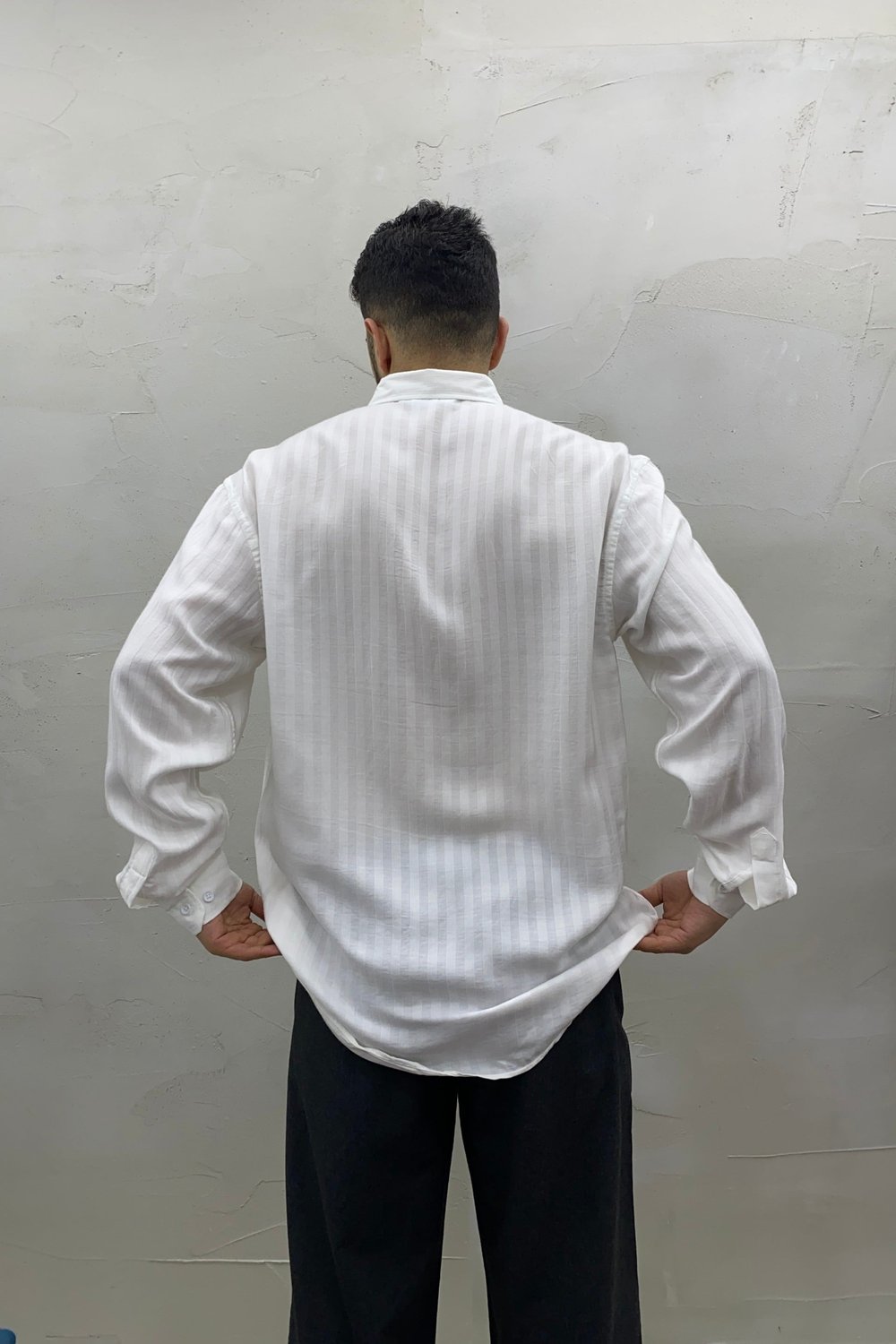 Beyaz Oversize Çizgi Desenli Tensel Gömlek