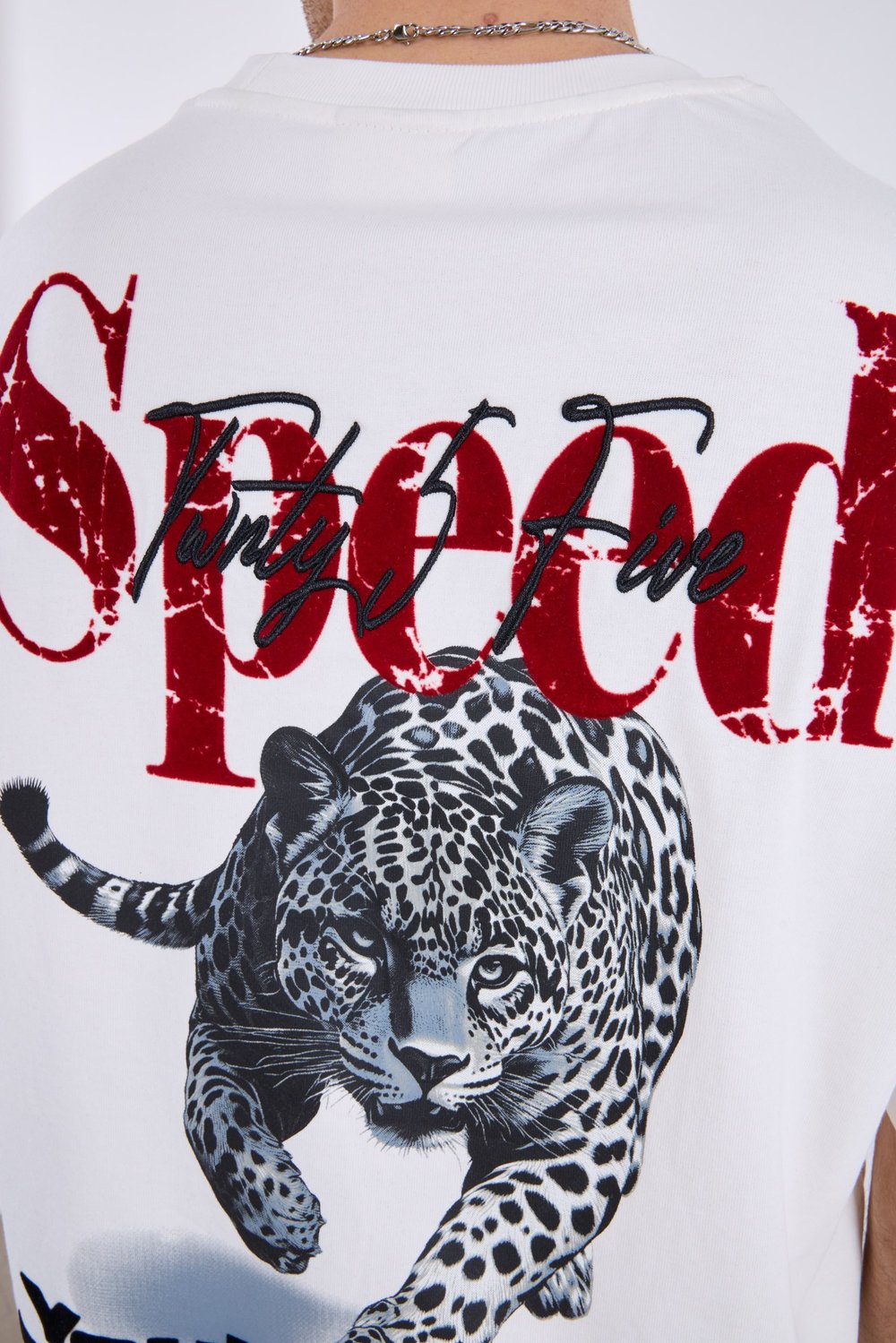 Jaguar Sırt Baskılı T-Shirt Beyaz
