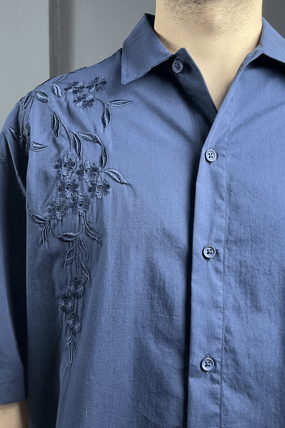 Lacivert Nakış Detaylı Oversize Gömlek 