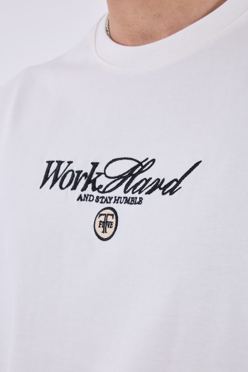 Old Money Porsche Sırt Baskılı T-shirt Beyaz