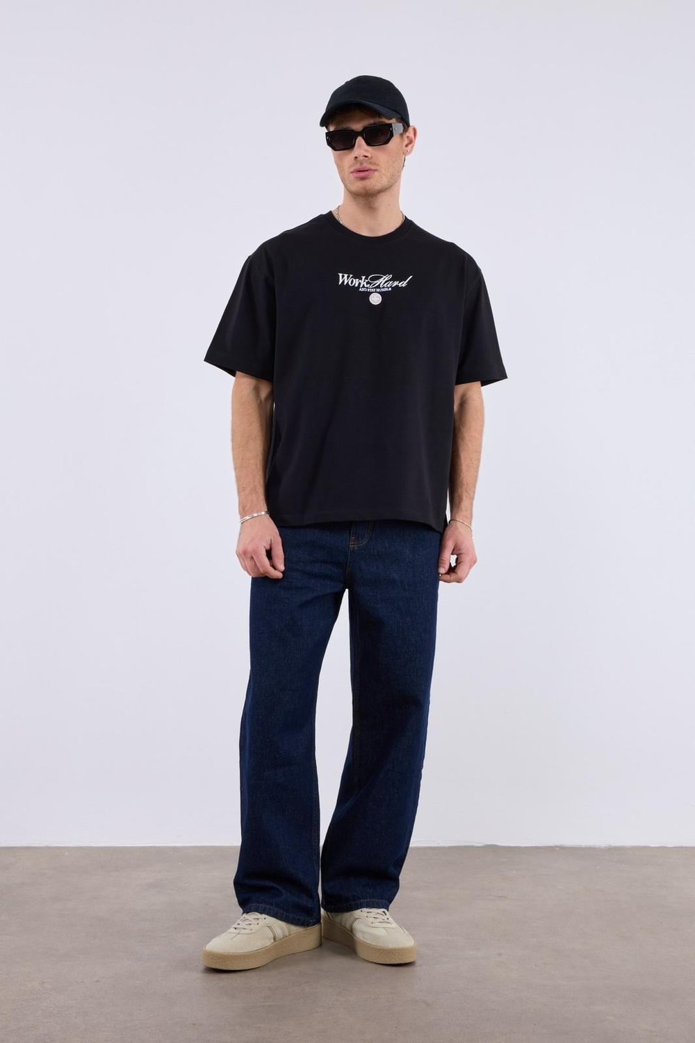 Old Money Porsche Sırt Baskılı T-shirt Siyah