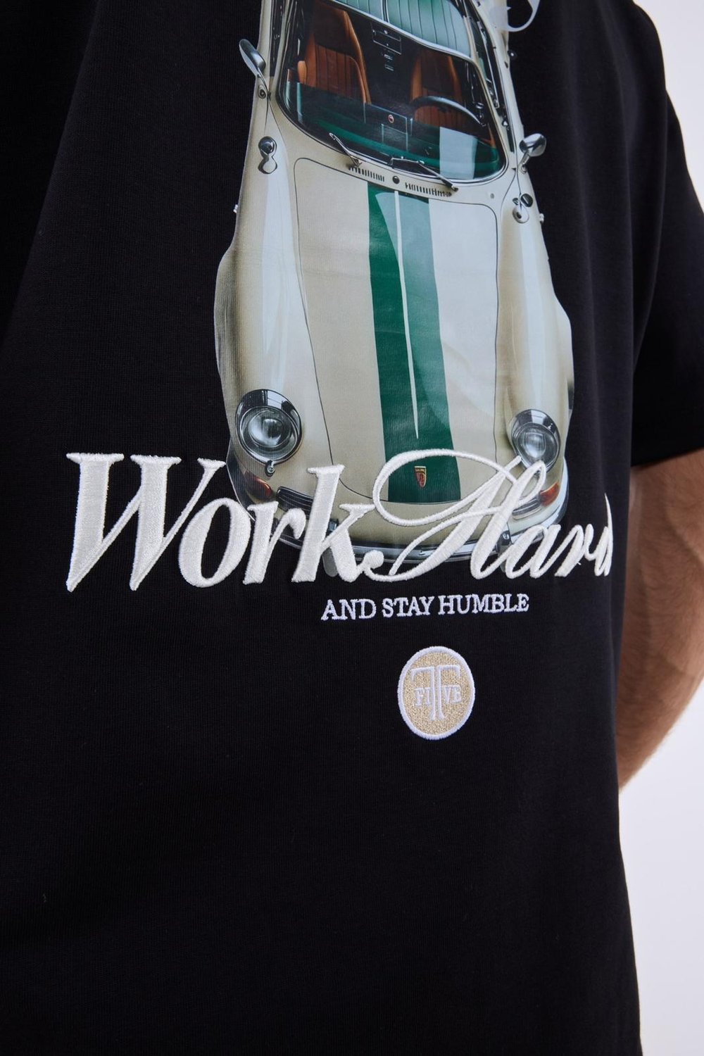 Old Money Porsche Sırt Baskılı T-shirt Siyah