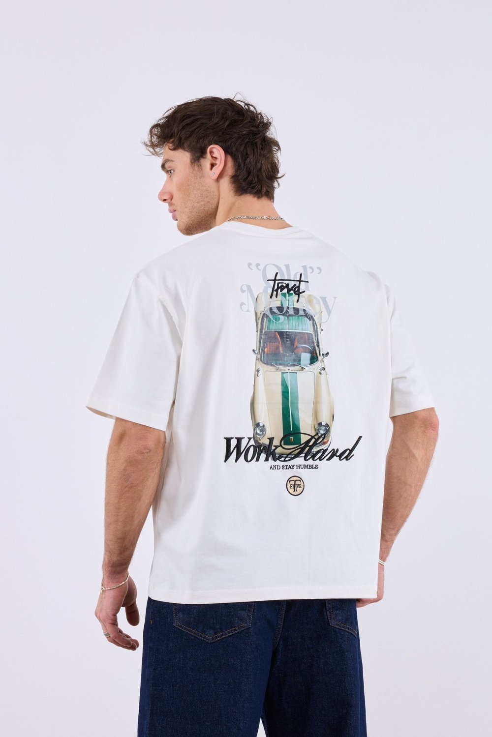 Old Money Porsche Sırt Baskılı T-shirt Beyaz