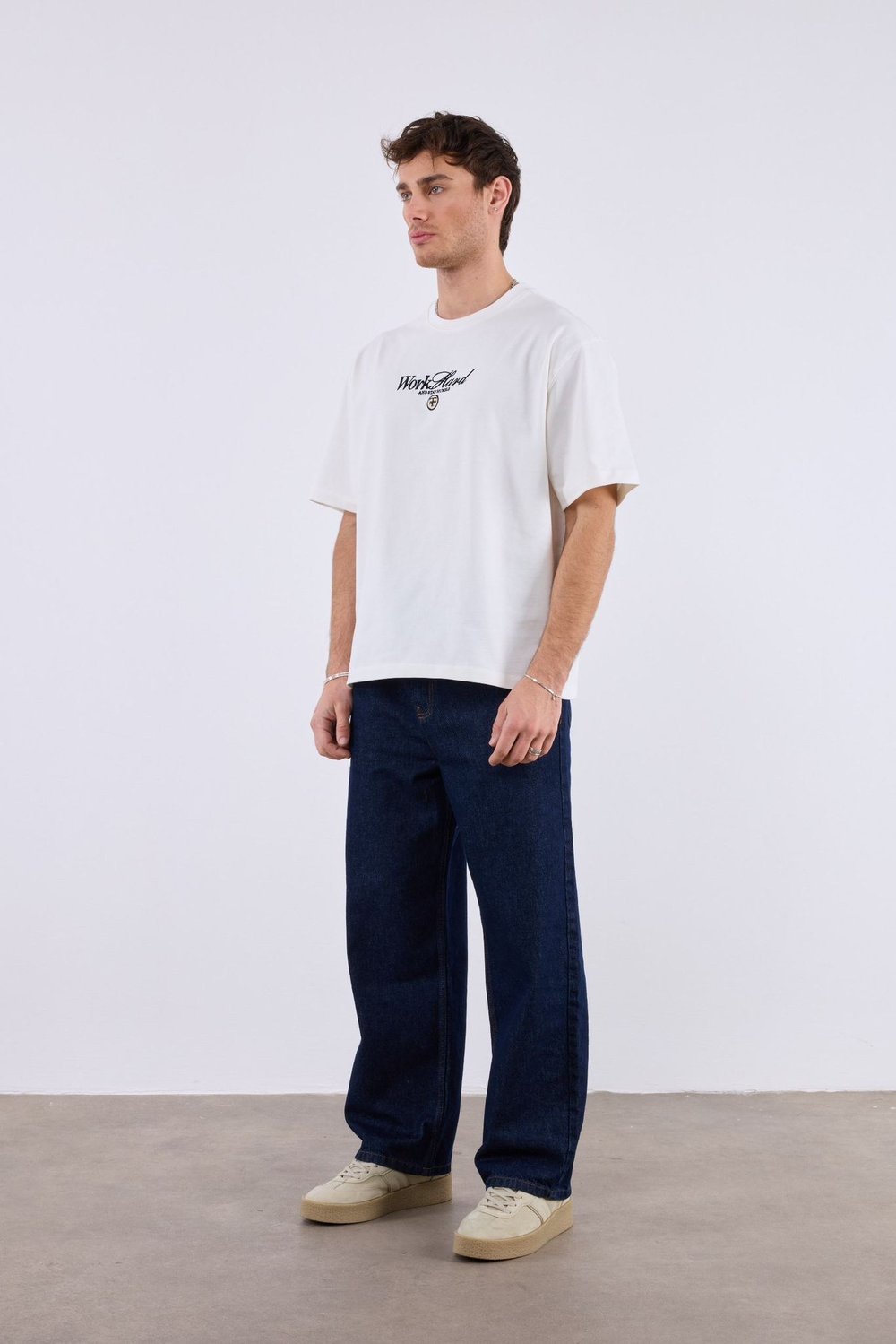 Old Money Porsche Sırt Baskılı T-shirt Beyaz