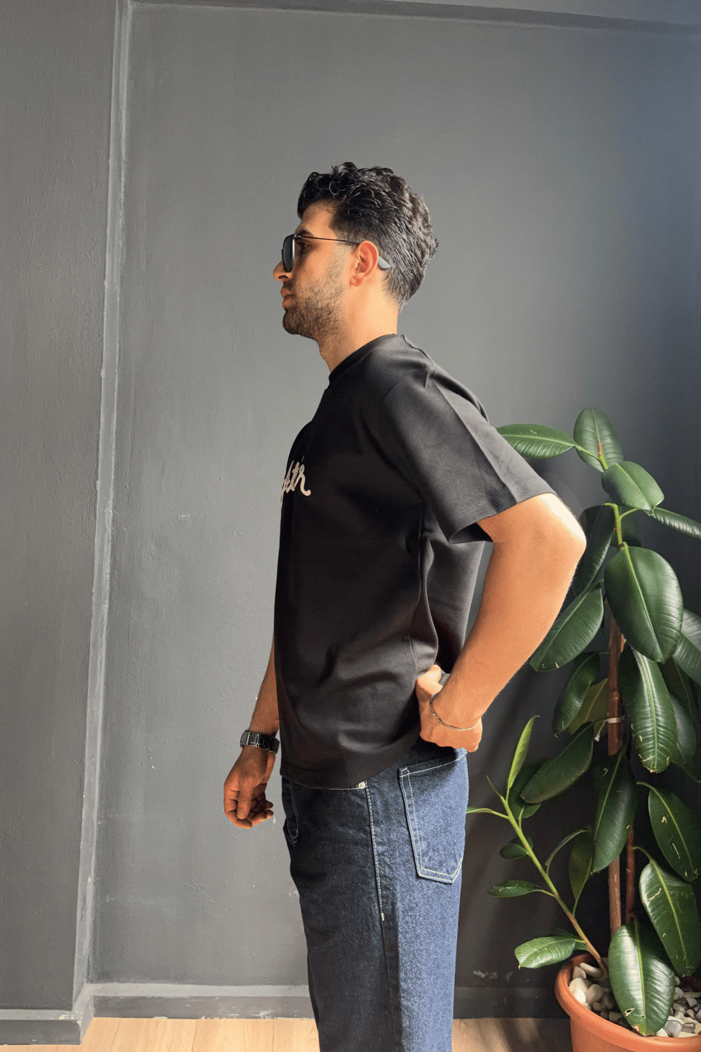 Siyah Atelier Nakışlı Tişört