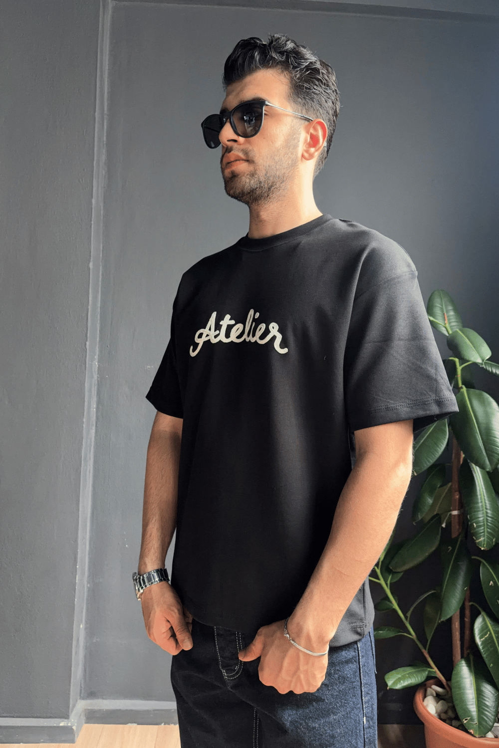 Siyah Atelier Nakışlı Tişört