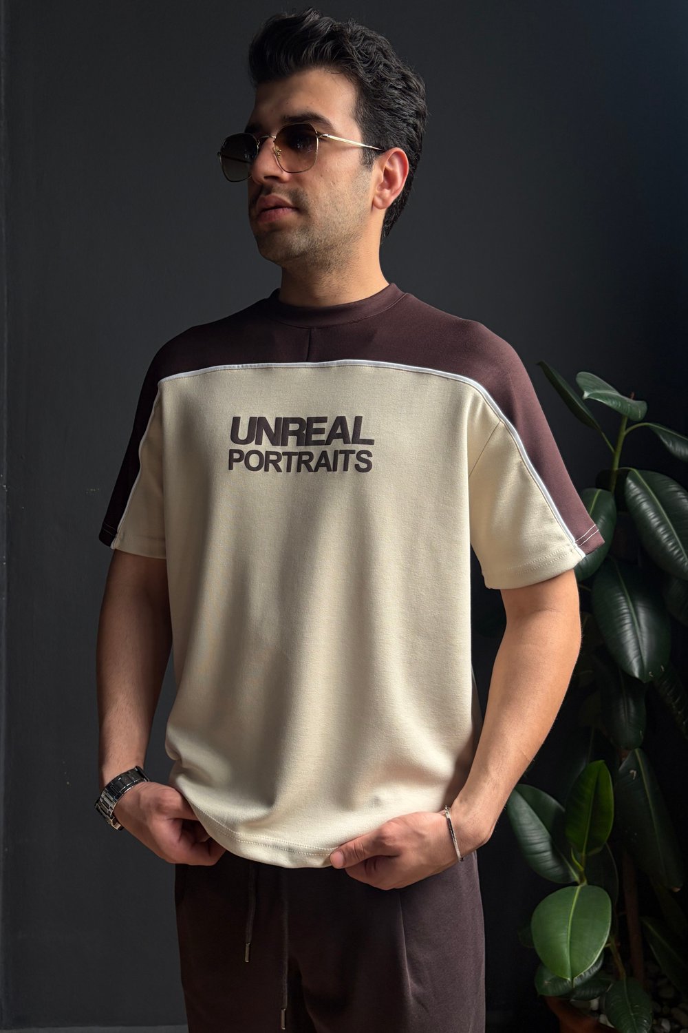 Unreal Baskılı Çift Renk Kahverengi Tişört