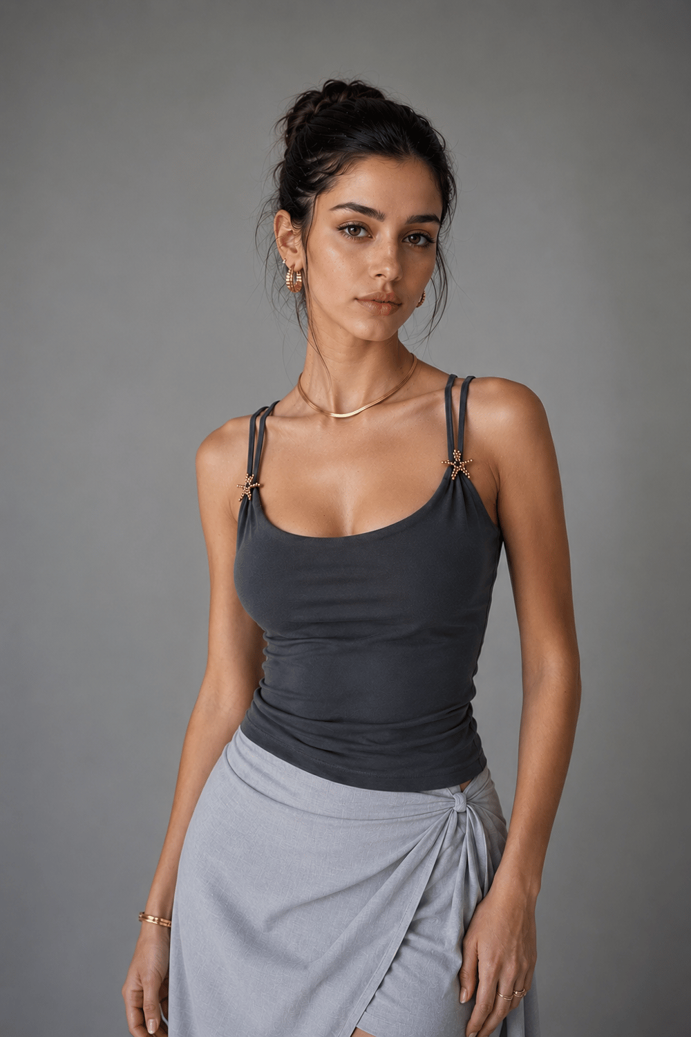 Kadın Antrasit Aksesuar Detaylı İp Askılı Slim Fit Bluz