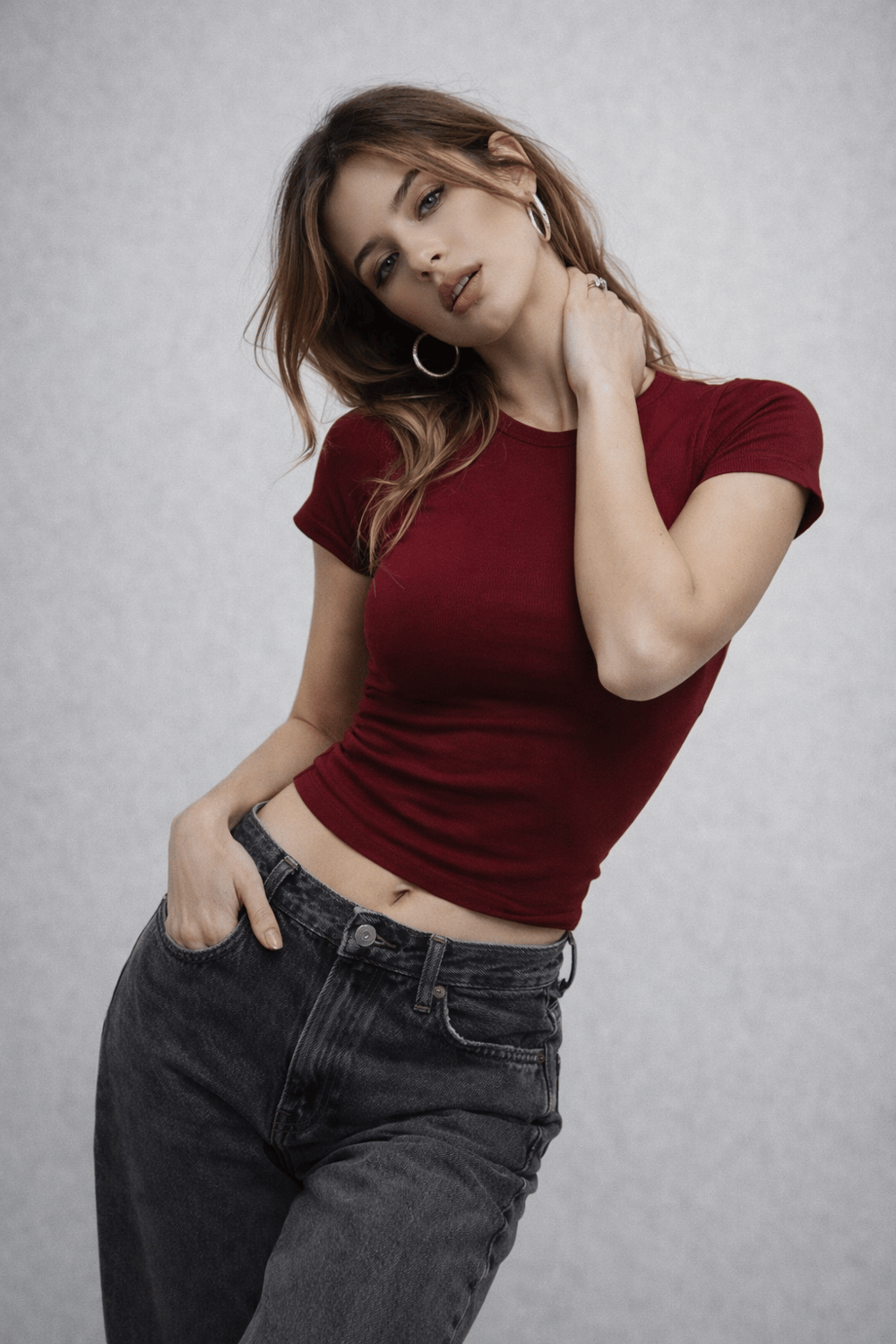 Kadın Bordo Bisiklet Yaka Vücuda Oturan Slim Fit Crop Tişört