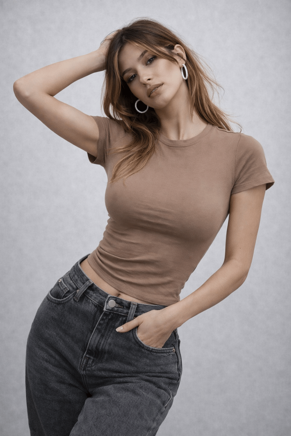 Kadın Vizon Bisiklet Yaka Vücuda Oturan Slim Fit Crop Tişört