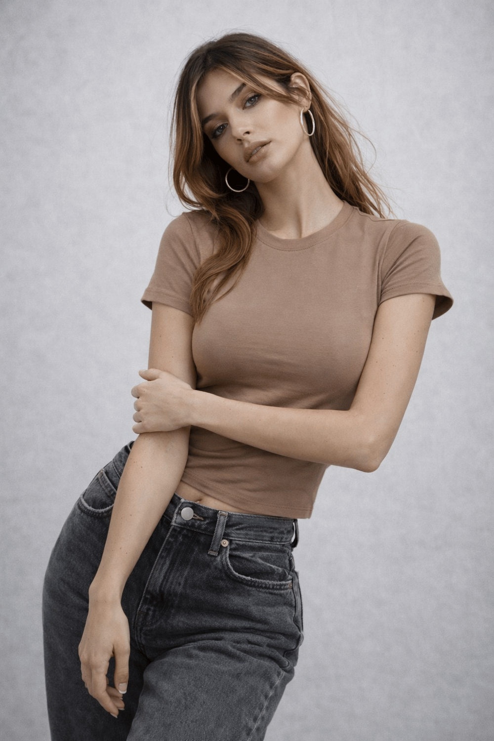 Kadın Vizon Bisiklet Yaka Vücuda Oturan Slim Fit Crop Tişört