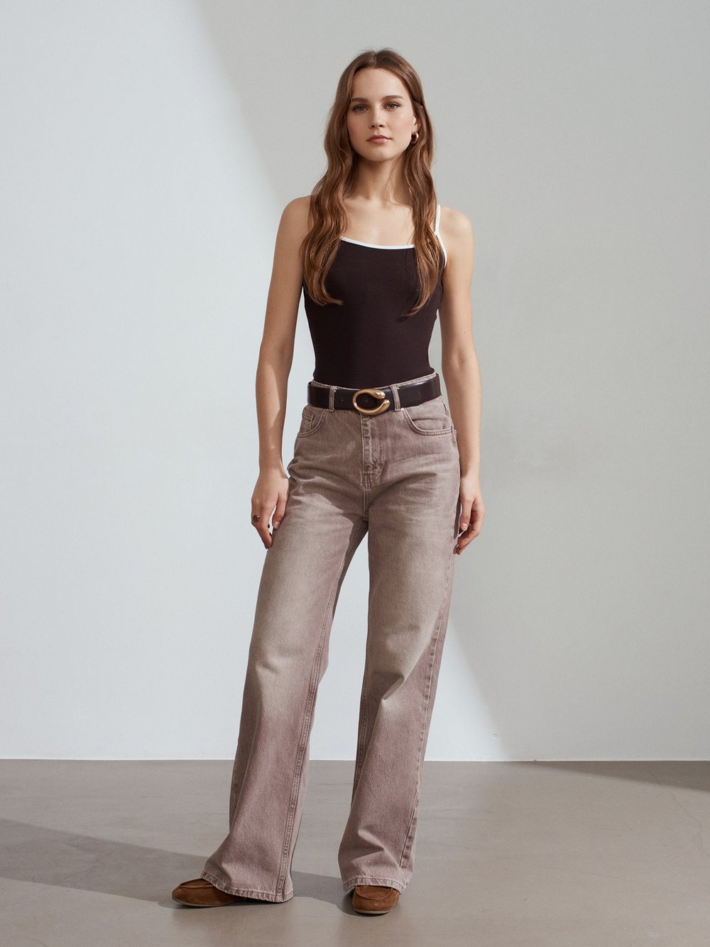 Alveria Contrast Brown Strap Top