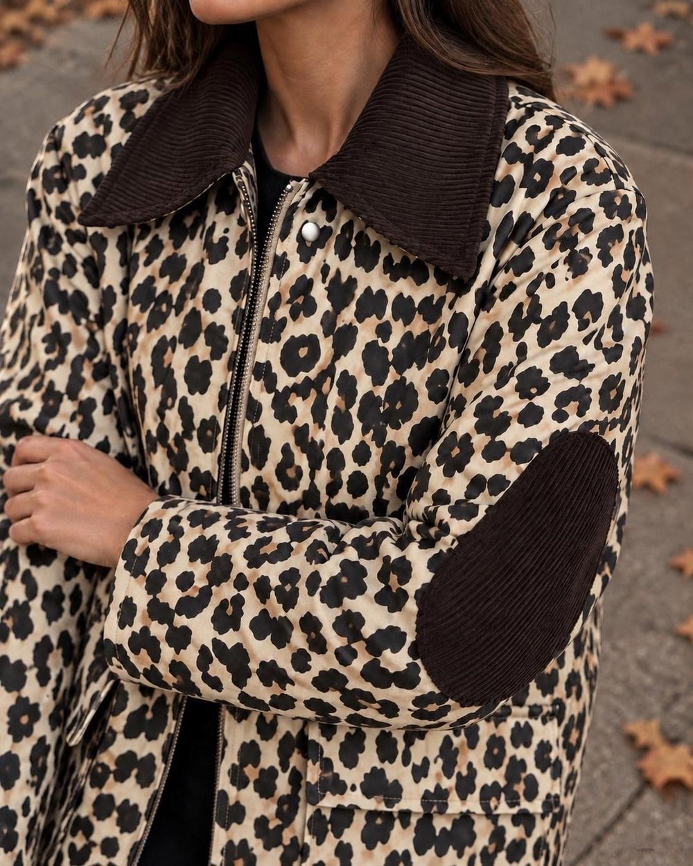 Kadife Yakalı Oversize Leopar Ceket