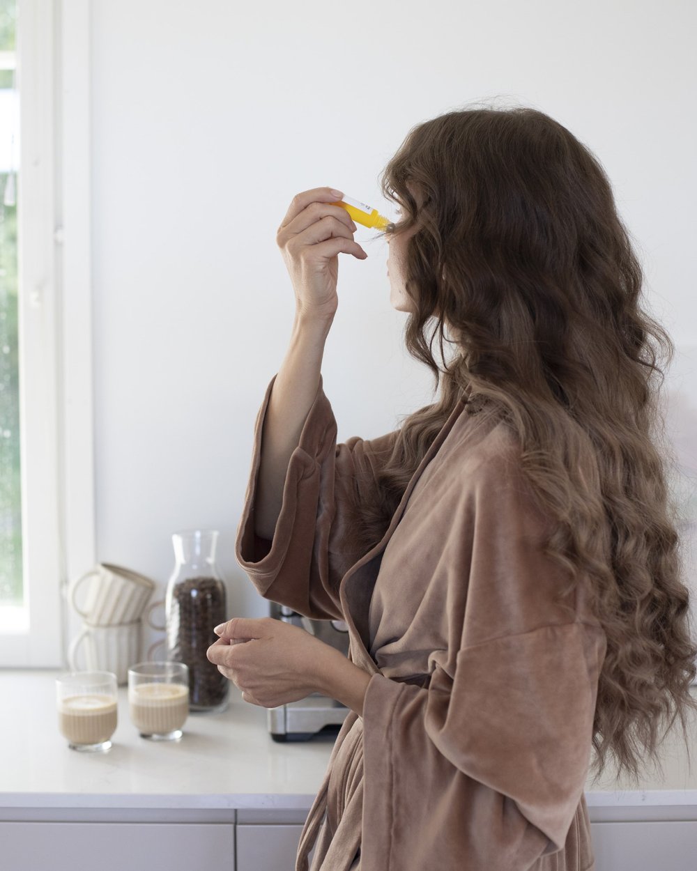 Illuminating Eye Serum