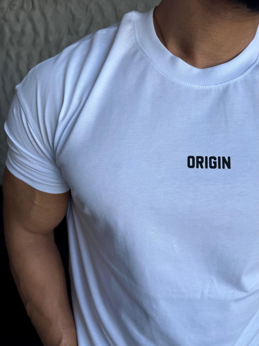 Beyaz ORIGIN Baskı Kollar Omuz Dar Kesim Oversize Tişört