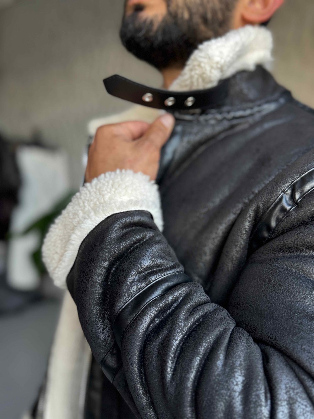 Ekru Pilot Yaka Kürklü Mont