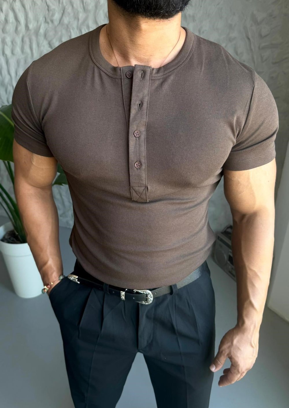 Fit Premium Düğme Detay Tişört Modeli Kahverengi  