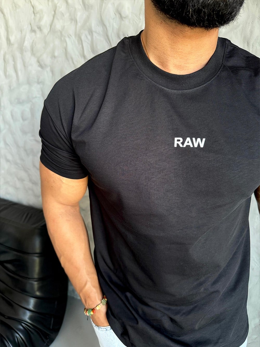 Siyah RAW Baskı Kollar Omuz Dar Kesim Oversize Tişört