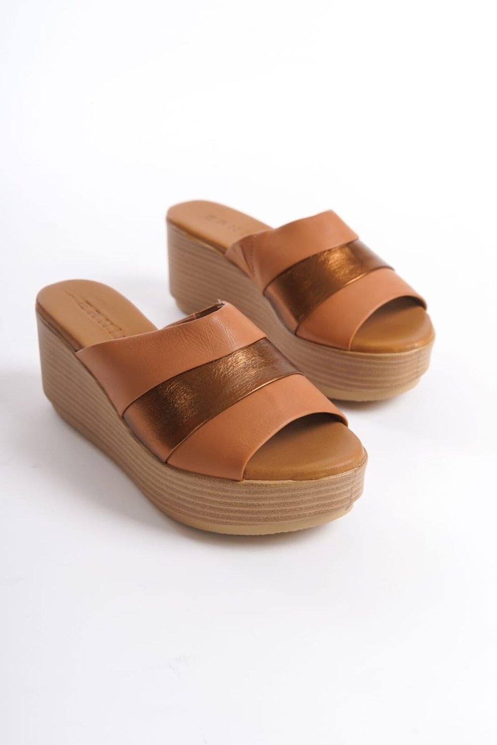 SHOES DOLGU TOPUK KADIN TERLİK