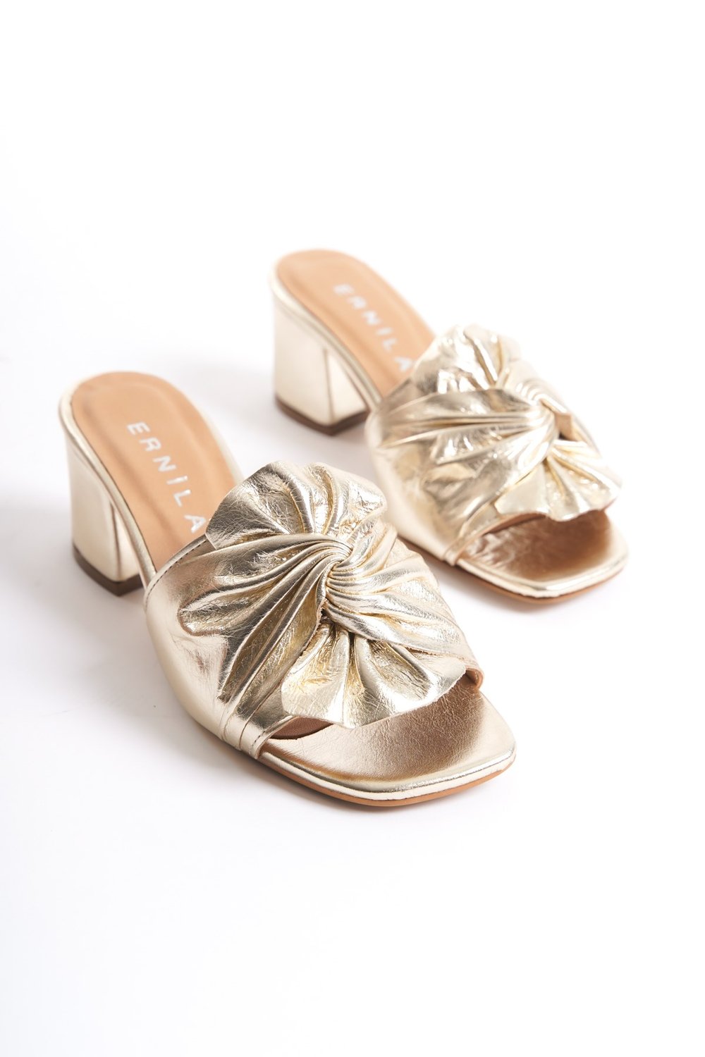 SHOES HAKİKİ DERİ FİYONKLU TOPUKLU TERLİK