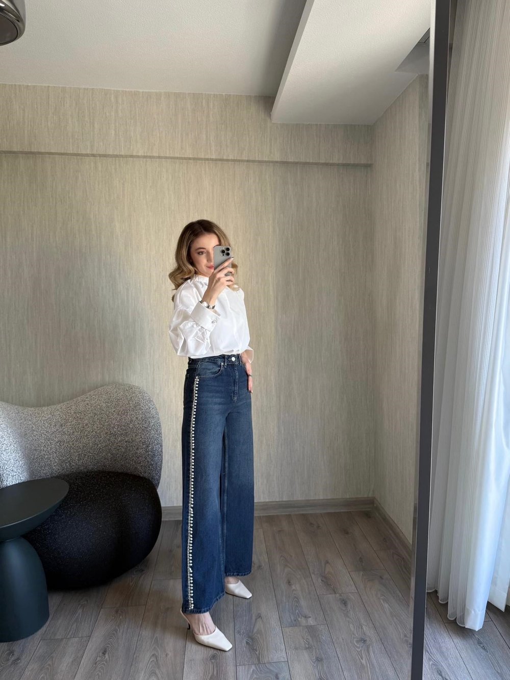İnci Detaylı Jean