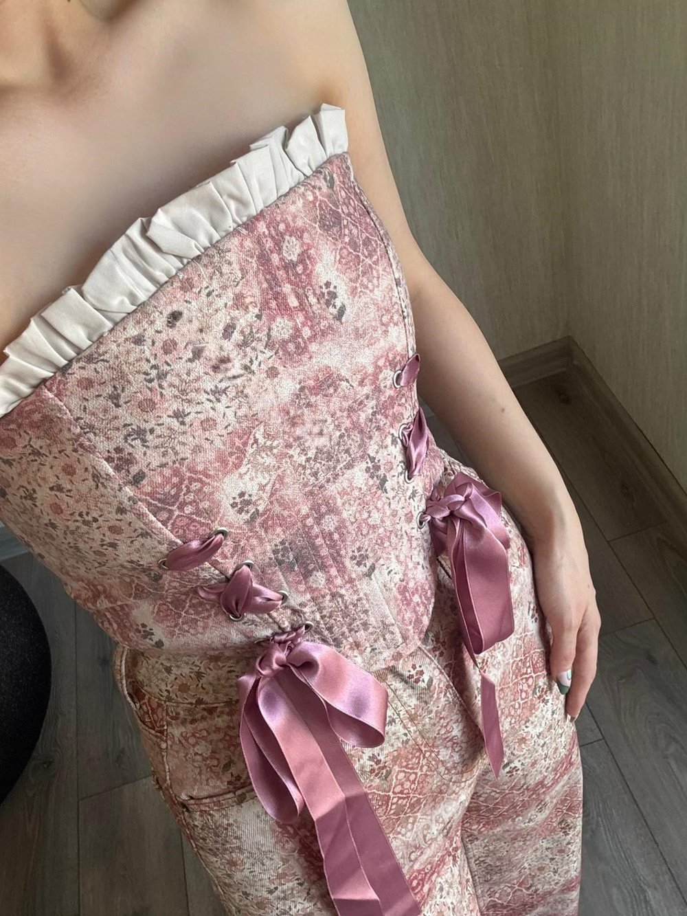 Vintage Desenli Kurdele Detaylı Korse Büstiyer