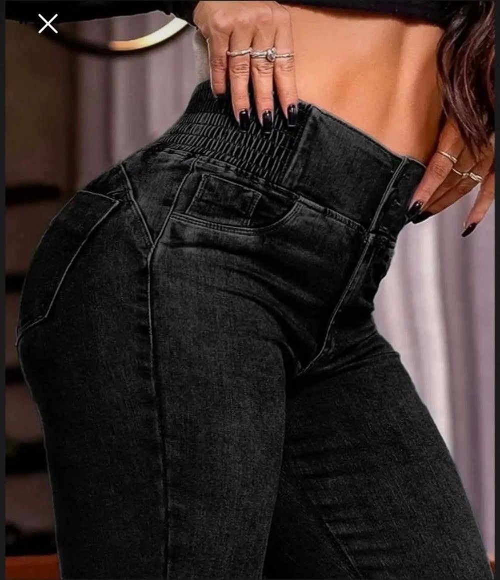 Siyah Beli Lastikli İspanyol Paça Jean Pantolon