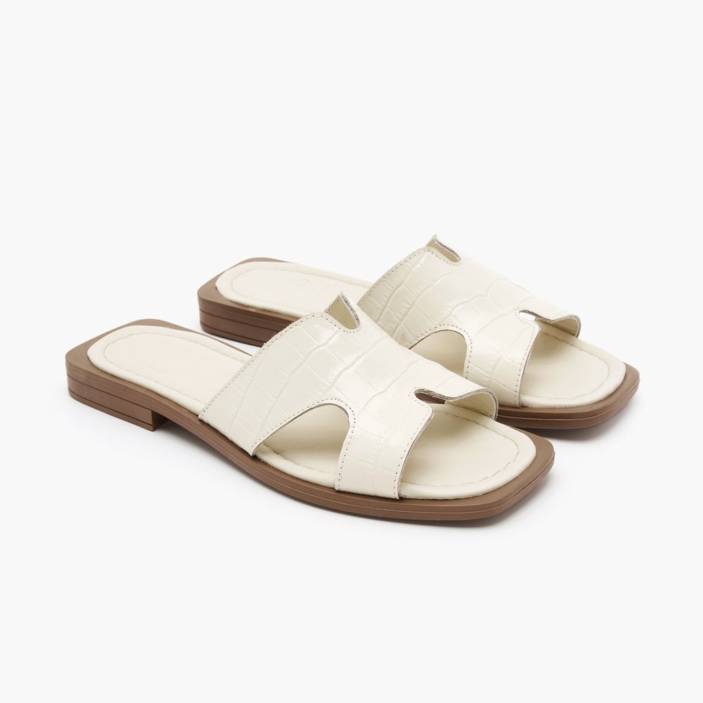 Kadın Bej Kroko Baskılı Deri Terlik