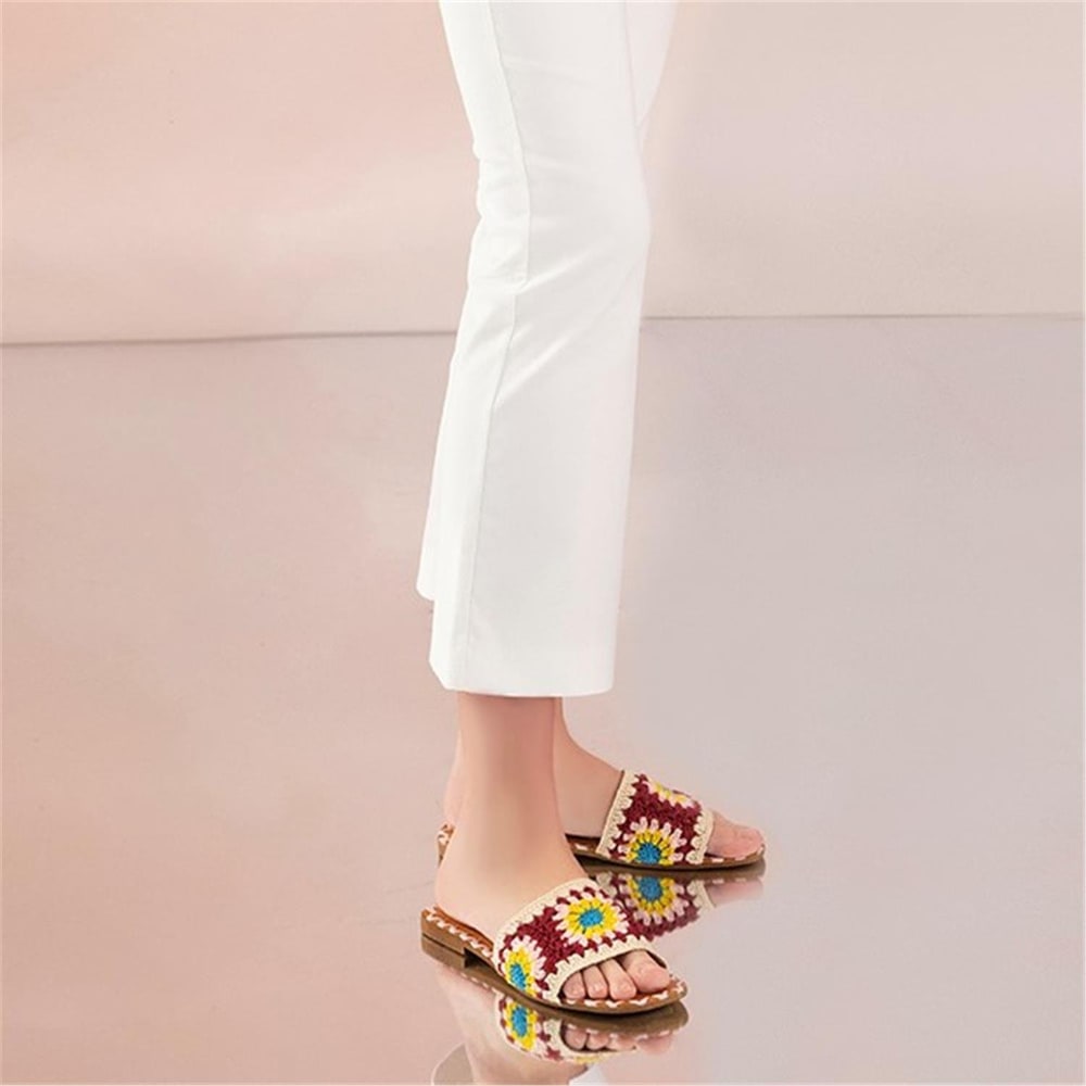 Kadın Bordo Triko Örgülü Terlik