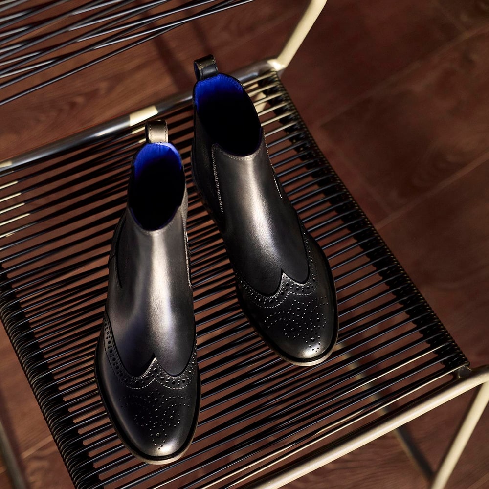 Kadın Mavi Astar Detaylı Siyah Chelsea Bot