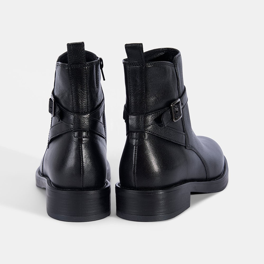 Kadın Siyah Ayarlanabilir Tokalı Deri Bot