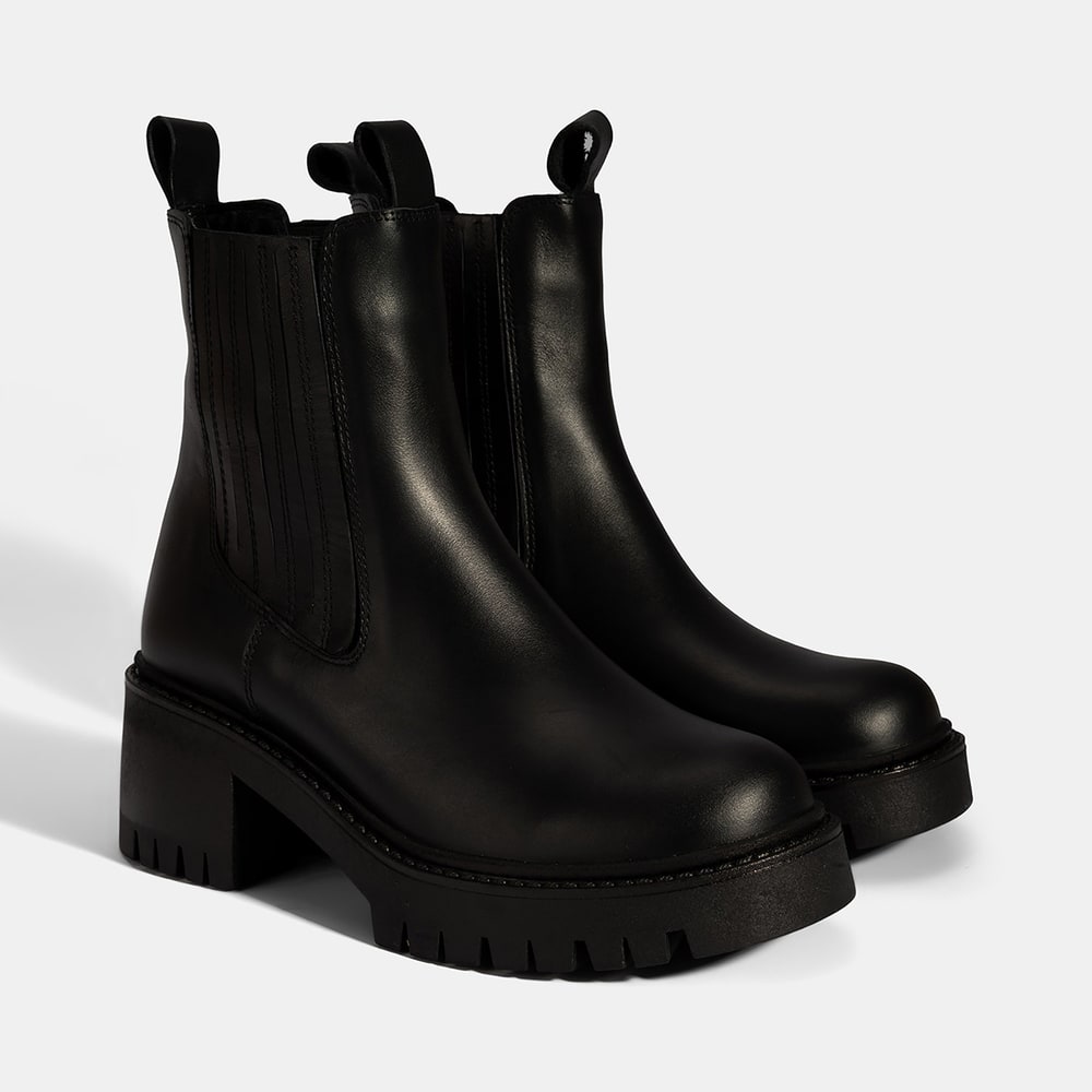 Kadın Siyah Lastikli Topuklu Deri Chelsea Bot