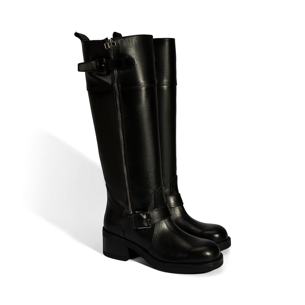 Kadın Siyah Metal Toka Detaylı Deri Çizme