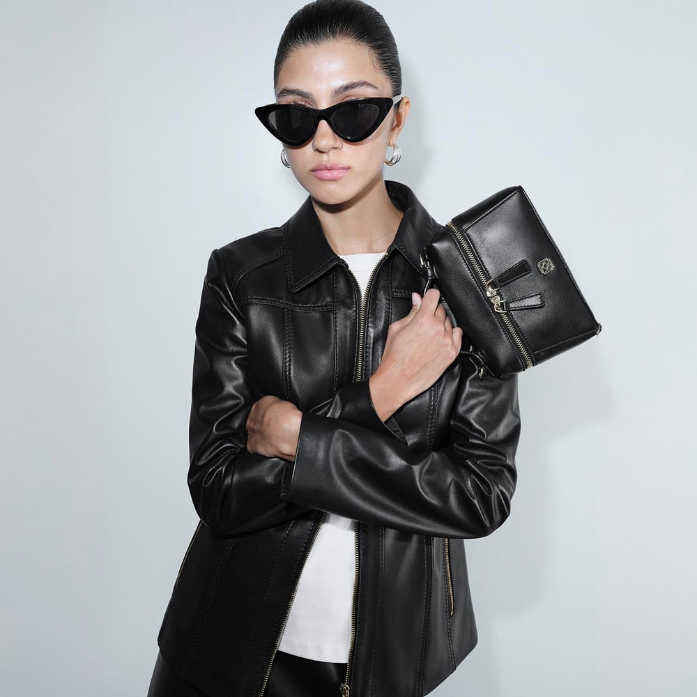 Kadın Siyah Mini Deri El Çantası