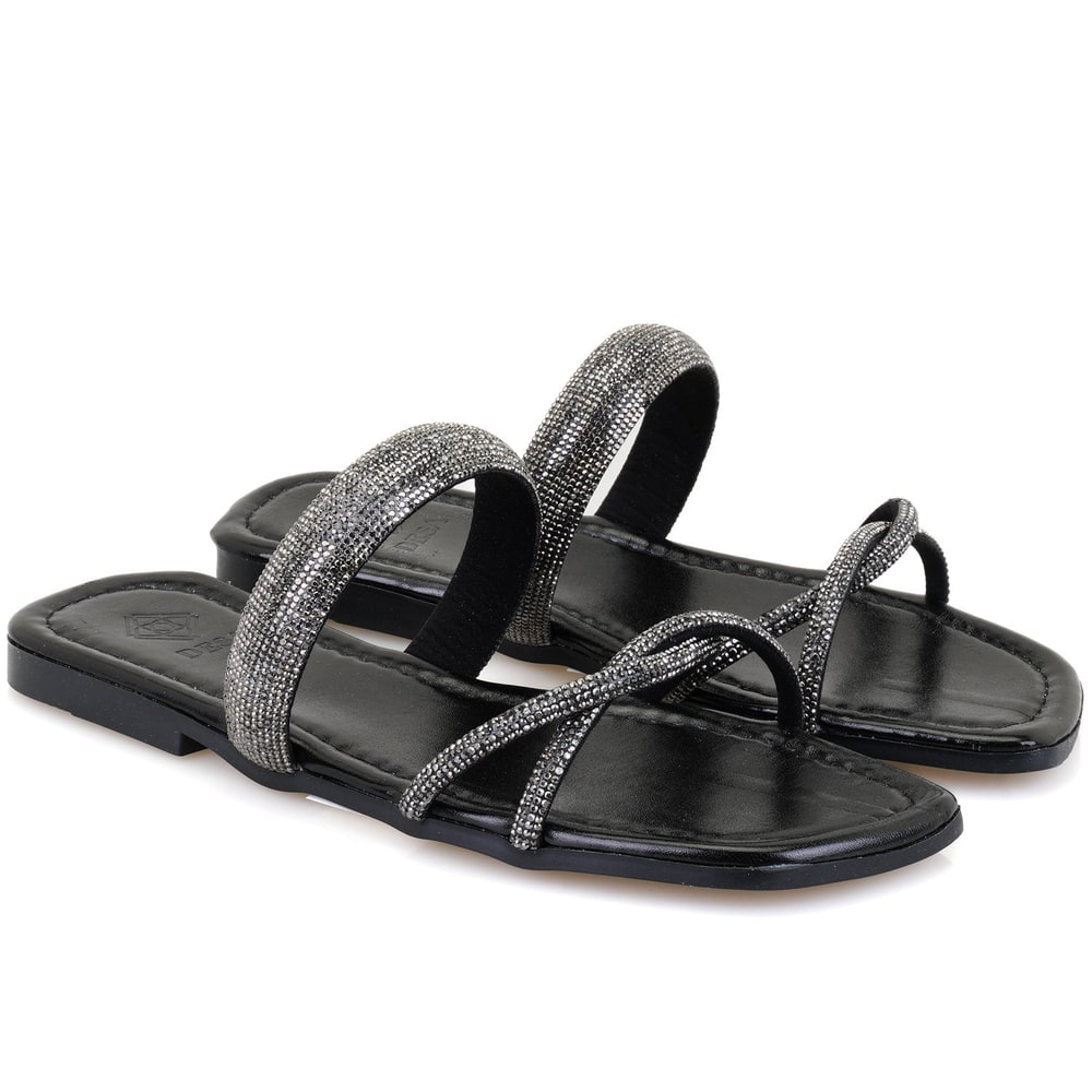 Kadın Siyah Parlak Taş Detaylı Terlik