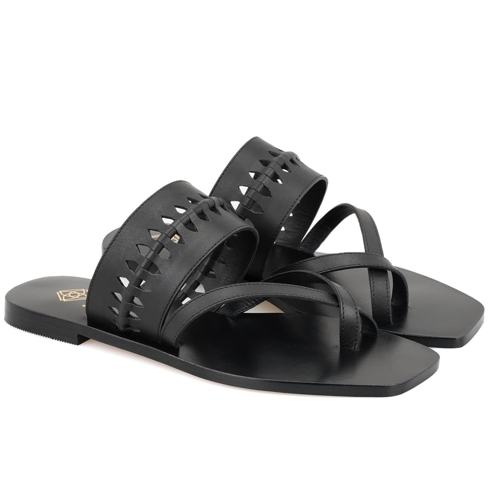 Kadın Siyah Parmak Arası Deri Terlik