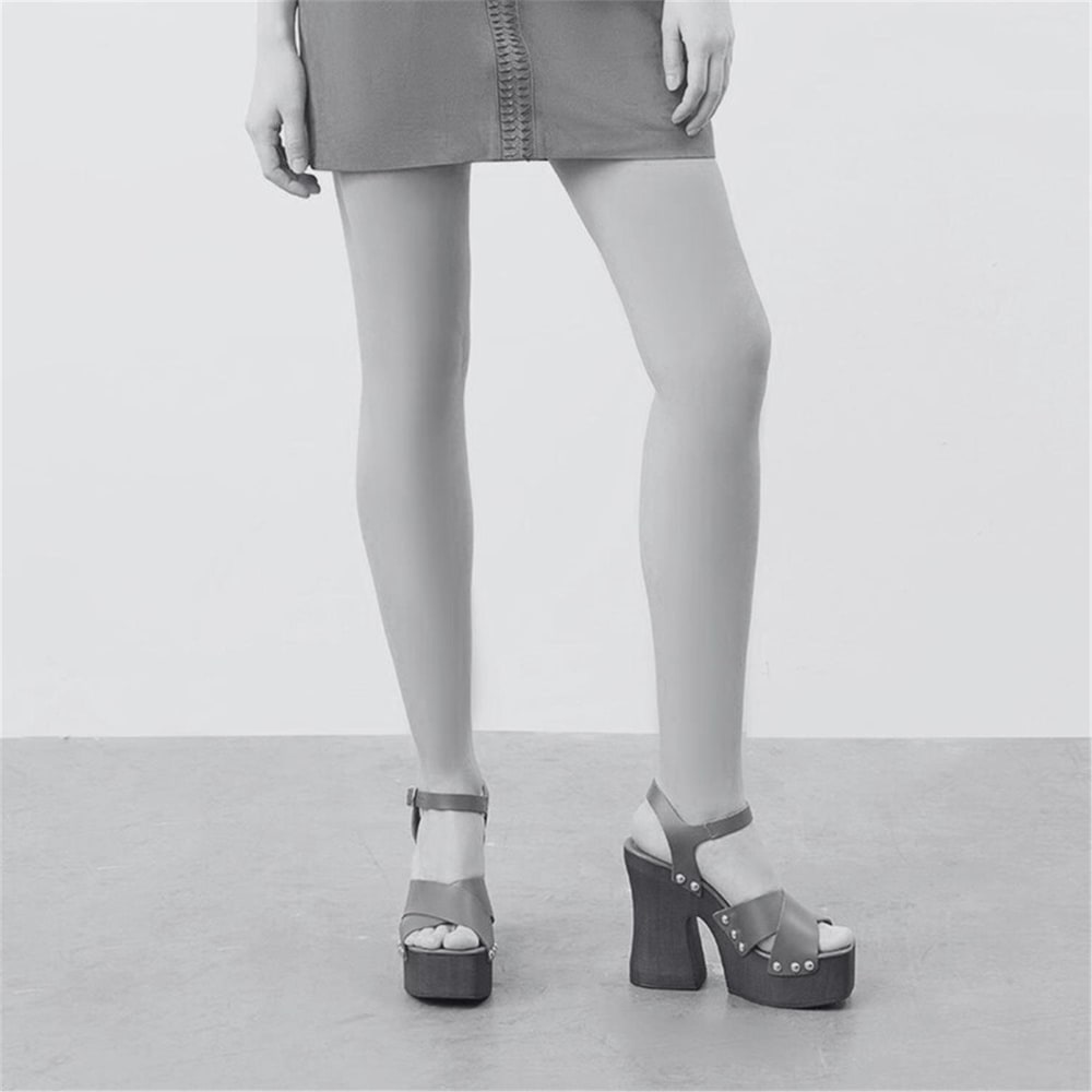 Kadın Siyah Platform Topuklu Deri Sandalet