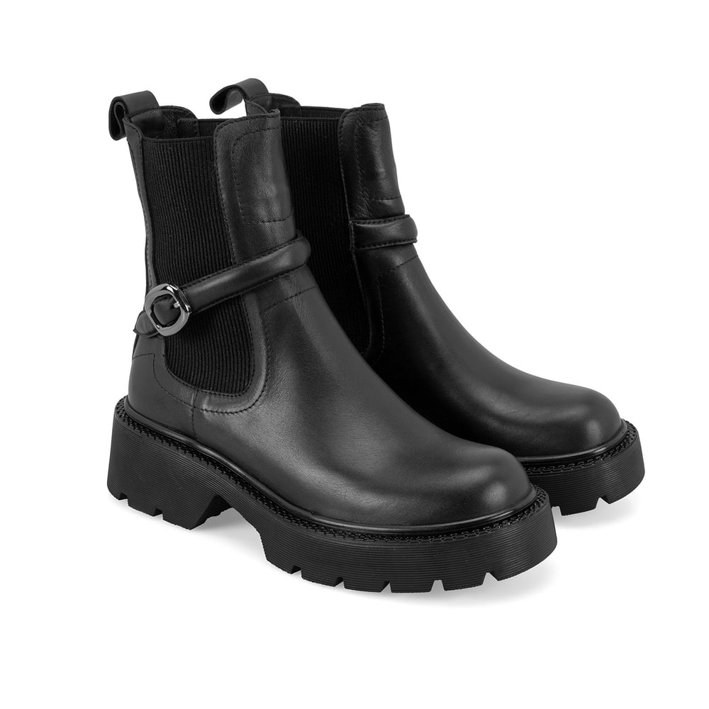 Kadın Siyah Toka Aksesuarlı Bot